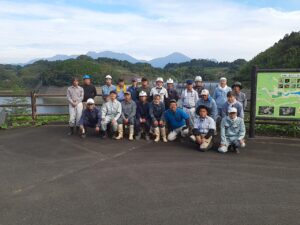 小規模集落応援隊～稲葉ダム周辺の輪地切りボランティア